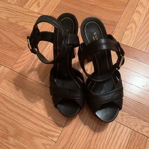 Gucci Black Leather Strappy Heeled Sandals